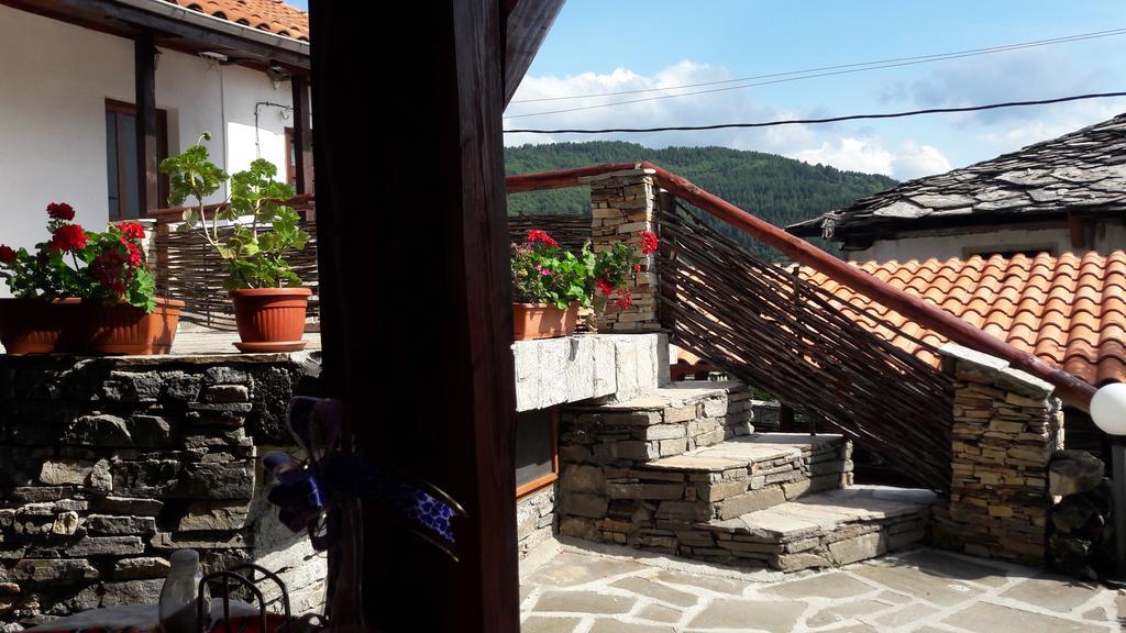 Sharkov Guest House Dolen  Екстер'єр фото