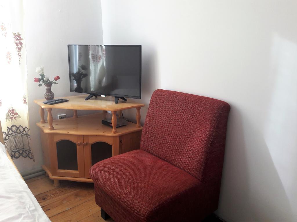 Sharkov Guest House Dolen  Екстер'єр фото