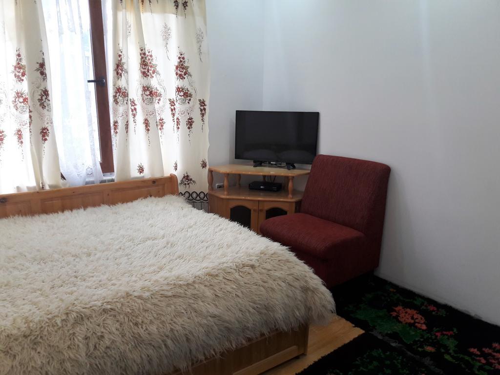 Sharkov Guest House Dolen  Екстер'єр фото