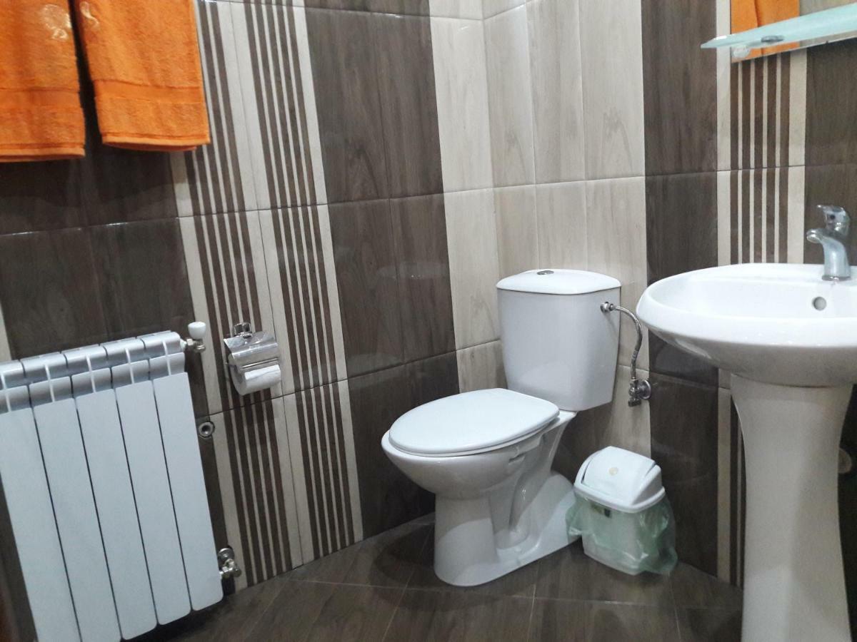 Sharkov Guest House Dolen  Екстер'єр фото